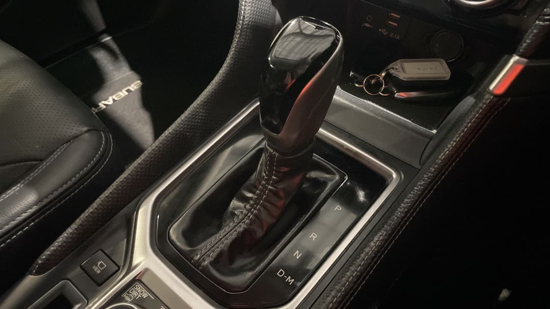 2018 Subaru Forester 2.5i-s (AWD), Automatic, 152071 km, Gear Lever 