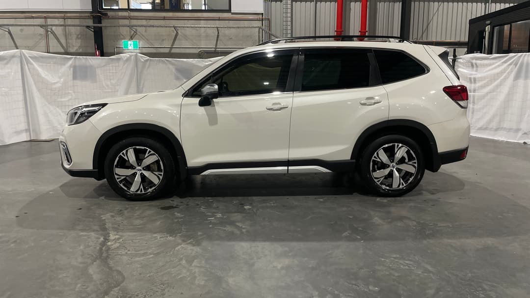 2018 Subaru Forester 2.5i-s (AWD), Automatic, 152071 km, Left Side View
