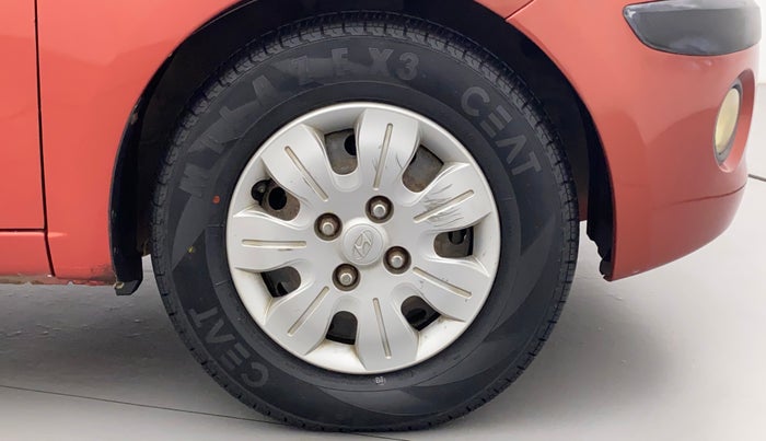 2010 Hyundai i10 SPORTZ 1.2, Petrol, Manual, 1,10,341 km, Right Front Wheel