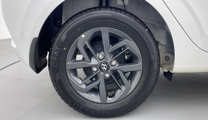 2020 Hyundai GRAND I10 NIOS SPORTZ 1.2 AT, Petrol, Automatic, 3,036 km, Right Rear Wheel