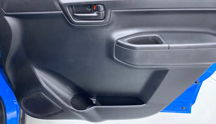 2020 Maruti S PRESSO VXI, Petrol, Manual, 7,089 km, Driver Side Door Panels Control