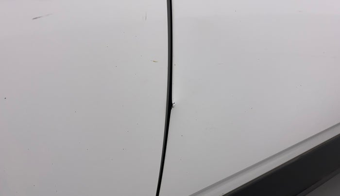 2022 Hyundai VENUE S+ 1.2, Petrol, Manual, 12,610 km, Driver-side door - Slightly rusted