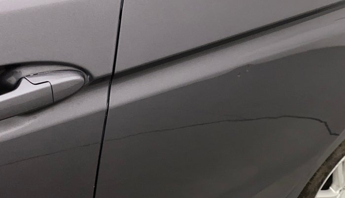 2017 Honda Jazz 1.2L I-VTEC V, Petrol, Manual, 61,726 km, Rear left door - Slightly dented