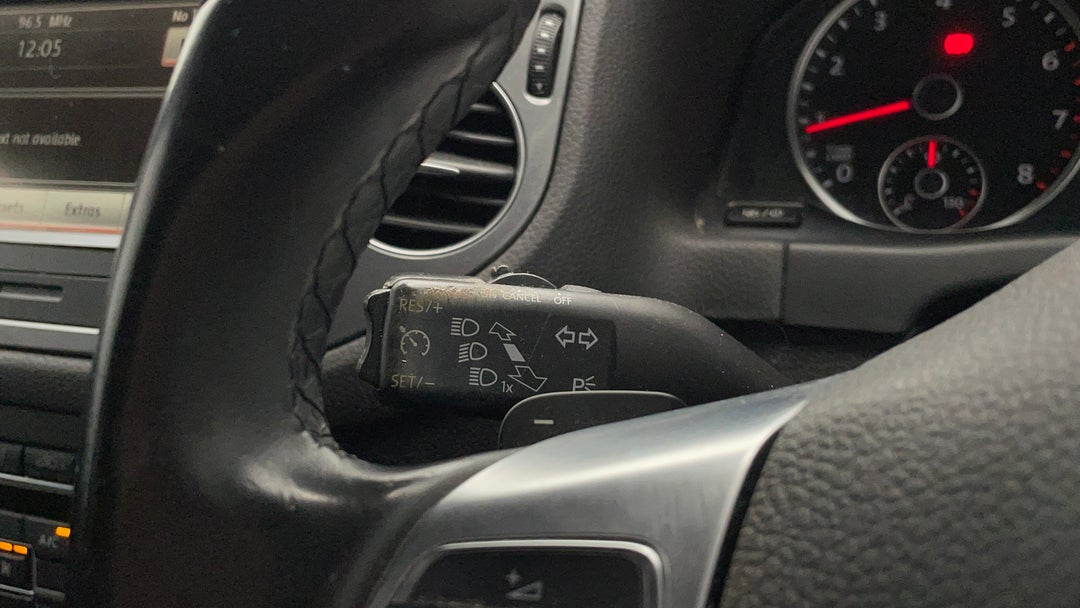 2015 Volkswagen Tiguan 155 Tsi R-line (4x4), Automatic, 81874 km, Cruise Control