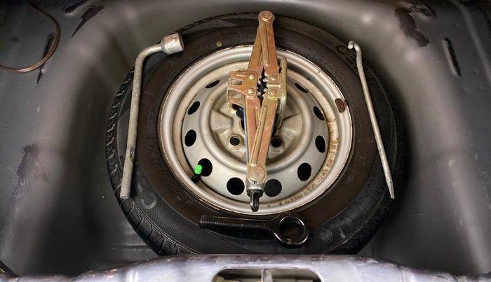2016 Hyundai Eon ERA PLUS, Petrol, Manual, 21,195 km, Spare Tyre