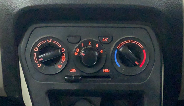 2021 Maruti New Wagon-R LXI CNG 1.0 L, CNG, Manual, 49,905 km, AC Unit - Directional switch has minor damage
