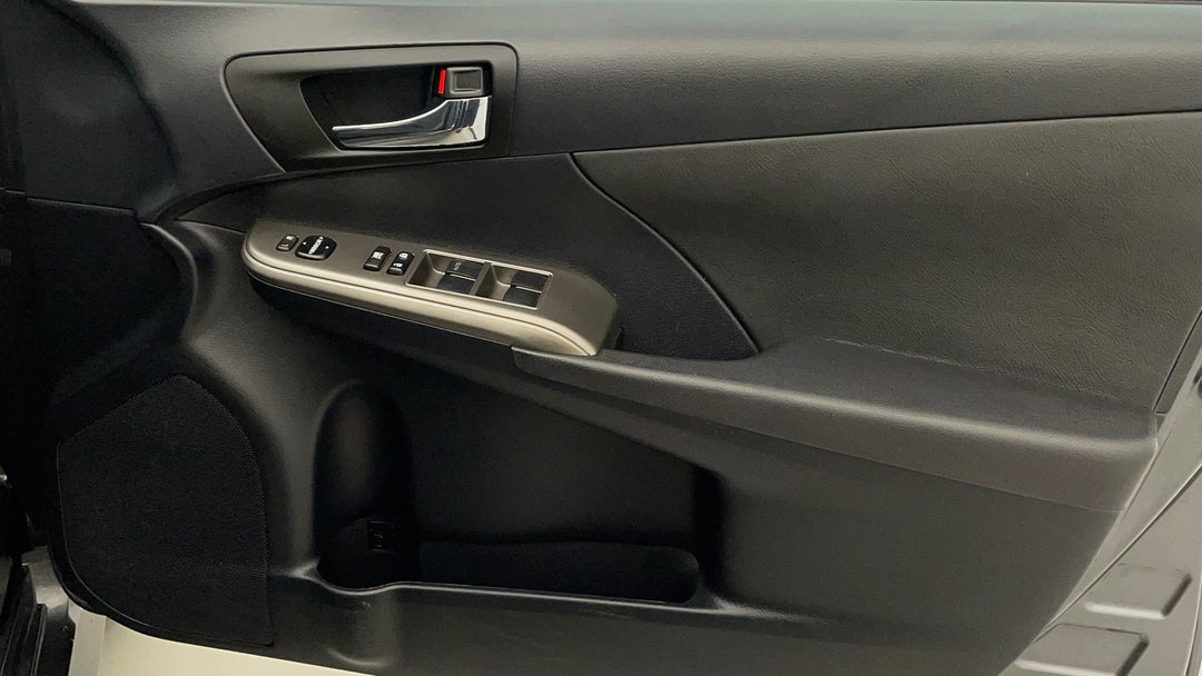 2017 Toyota Aurion At-x, Automatic, 103336 km, Speaker View