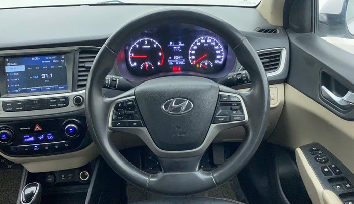 2018 Hyundai Verna 1.6 CRDI SX + AT, Diesel, Automatic, 61,199 km, Steering Wheel Close-up