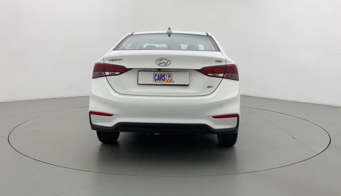 2018 Hyundai Verna 1.6 CRDI SX + AT, Diesel, Automatic, 61,199 km, Back/Rear View