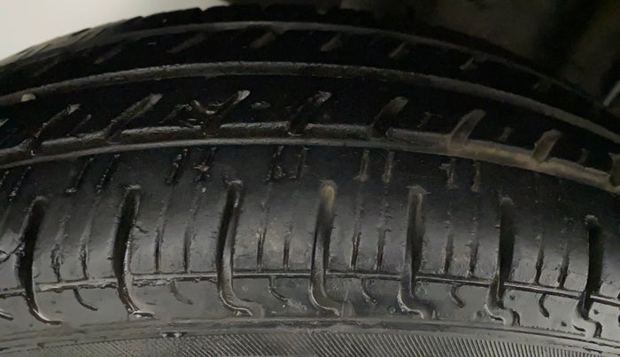 2018 Datsun Redi Go 1.0 T(O), Petrol, Manual, 20,154 km, Right Rear Tyre Tread