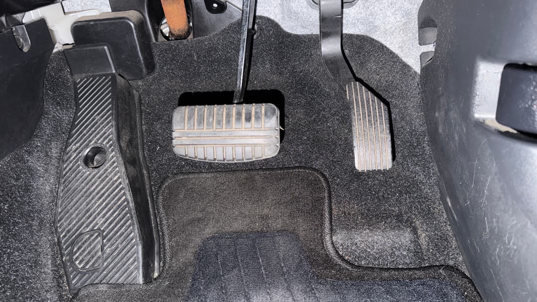 2017 Mitsubishi ASX Ls (2WD), Automatic, 144857 km, Pedals and Footmat