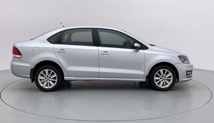 2015 Volkswagen Vento HIGHLINE PETROL, Petrol, Manual, 75,838 km, Right Side View