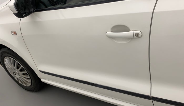 2012 Volkswagen Polo TRENDLINE 1.2L PETROL, Petrol, Manual, 67,430 km, Front passenger door - Paint has faded