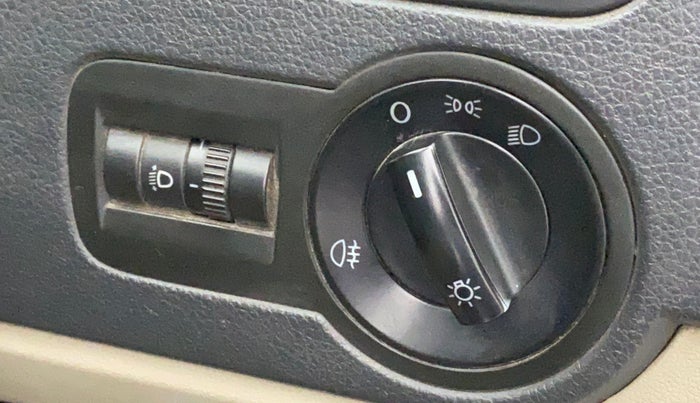 2012 Volkswagen Polo TRENDLINE 1.2L PETROL, Petrol, Manual, 67,430 km, Dashboard - Headlight height adjustment not working
