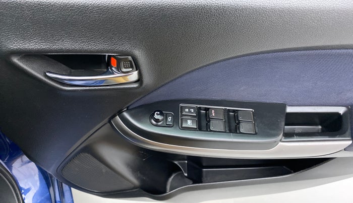 2020 Maruti Baleno ALPHA CVT PETROL 1.2, Petrol, Automatic, 34,127 km, Driver Side Door Panels Control