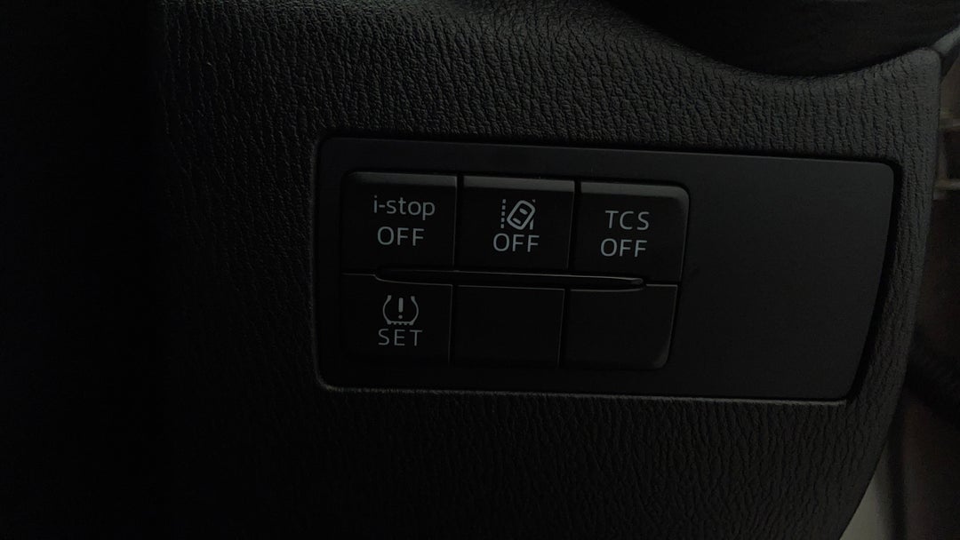 2023 Mazda CX-3 G20 Pure, Automatic, 47866 km, Utility Switches/Buttons