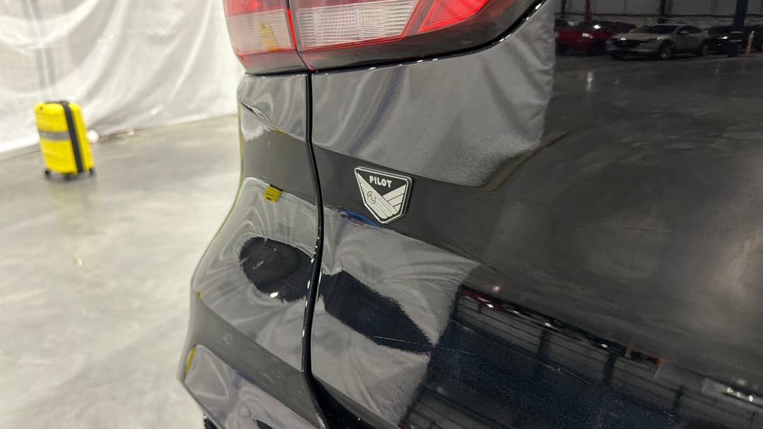 2022 MG Zst Essence, Automatic, 35651 km, Badge (Boot Left Side)