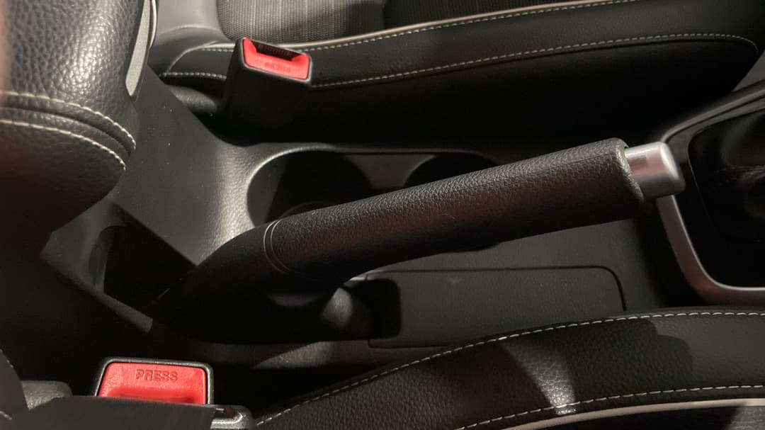 2019 Kia Rio Gt-line, Automatic, 57105 km, Handbrake