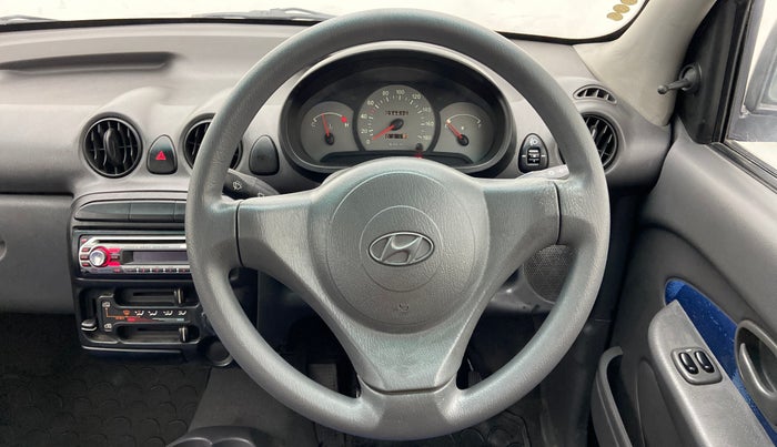 2007 Hyundai Santro Xing GLS, Petrol, Manual, 38,641 km, Steering Wheel Close Up