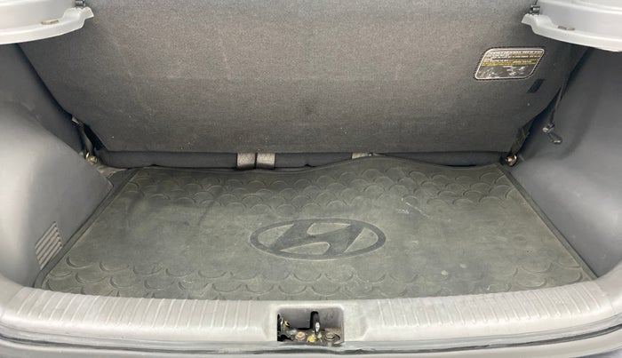 2007 Hyundai Santro Xing GLS, Petrol, Manual, 38,641 km, Boot Inside