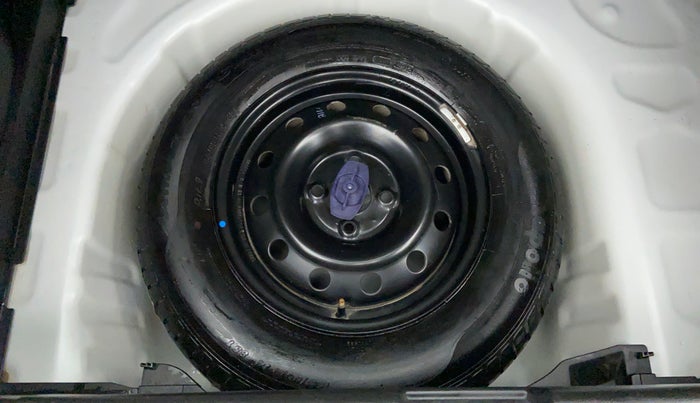 2019 Maruti Swift VXI D, Petrol, Manual, 4,597 km, Spare Tyre