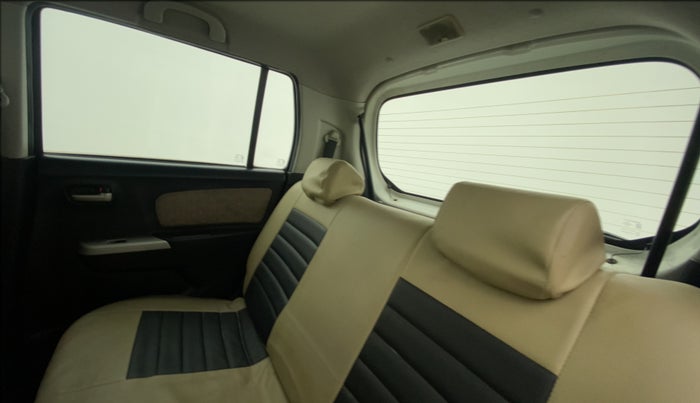 2013 Maruti Wagon R 1.0 VXI, Petrol, Manual, 38,260 km, Right Side Rear Door Cabin