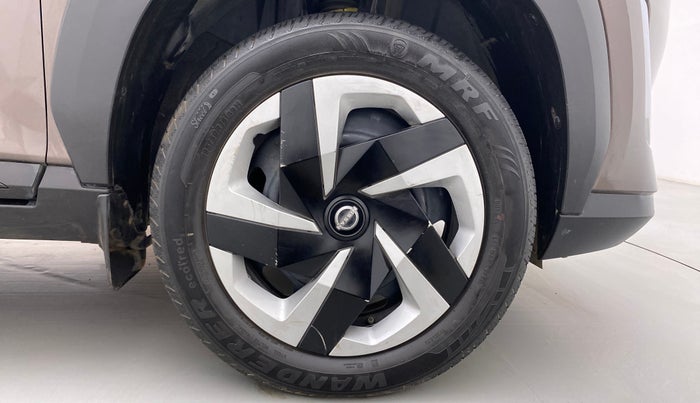 2021 Nissan MAGNITE XL Turbo MT, Petrol, Manual, 27,857 km, Right Front Wheel