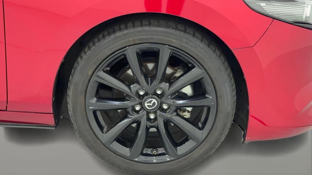 2019 Mazda Mazda3 G25 Astina, Automatic, 71568 km, Right Front Wheel