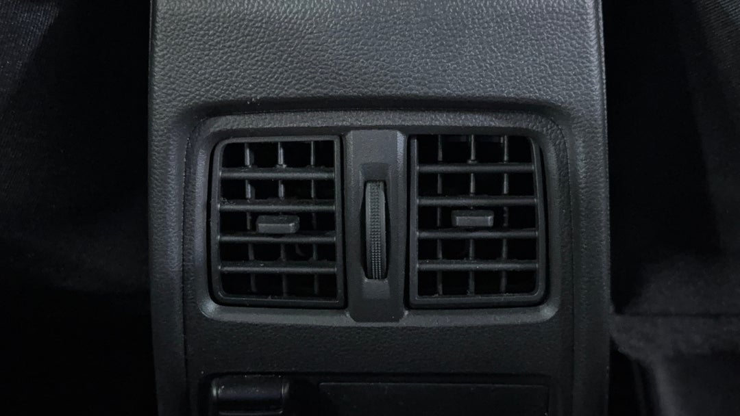 Rear A/C Vent