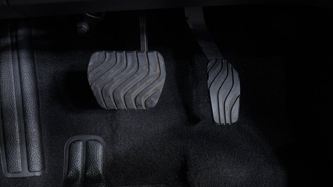 Pedals and Footmat