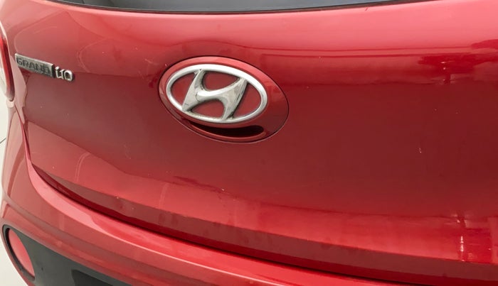 2018 Hyundai Grand i10 MAGNA 1.2 KAPPA VTVT, Petrol, Manual, 40,186 km, Dicky (Boot door) - Slightly dented