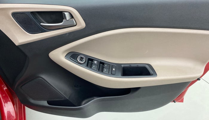 2015 Hyundai Elite i20 MAGNA 1.2, Petrol, Manual, 32,607 km, Driver Side Door Panels Control