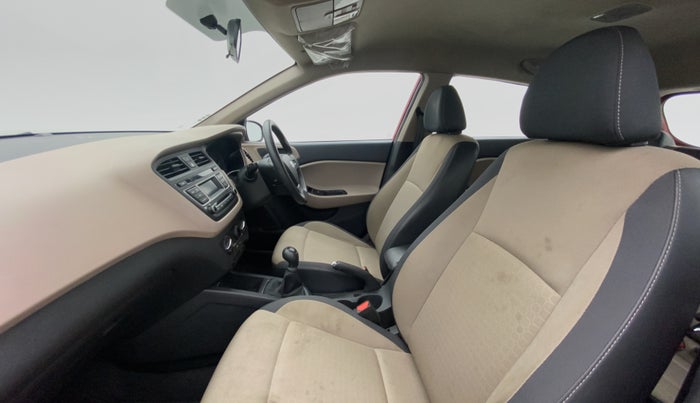 2015 Hyundai Elite i20 MAGNA 1.2, Petrol, Manual, 32,607 km, Right Side Front Door Cabin