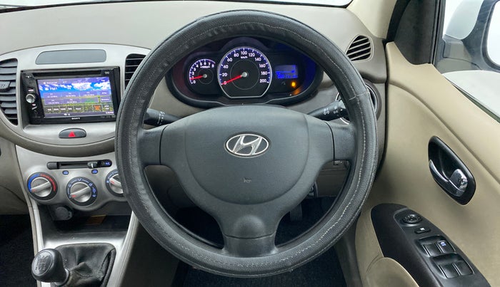 2013 Hyundai i10 MAGNA 1.2 KAPPA2, Petrol, Manual, 66,071 km, Steering Wheel Close Up