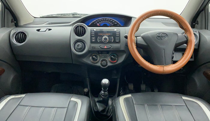2013 Toyota Etios GD, Diesel, Manual, 47,074 km, Dashboard