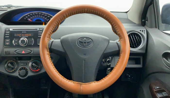 2013 Toyota Etios GD, Diesel, Manual, 47,074 km, Steering Wheel Close Up