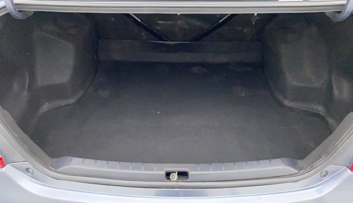 2013 Toyota Etios GD, Diesel, Manual, 47,074 km, Boot Inside