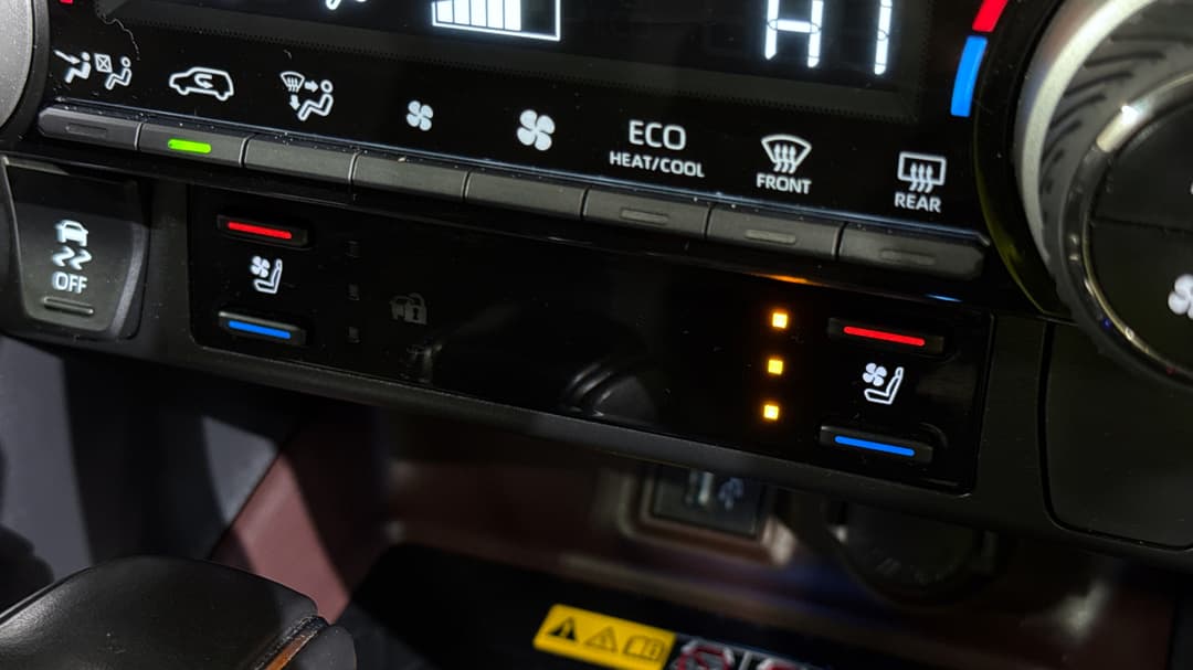 2023 Toyota RAV4 Cruiser (AWD) Hybrid, Automatic, 62249 km, Ventilated Seats