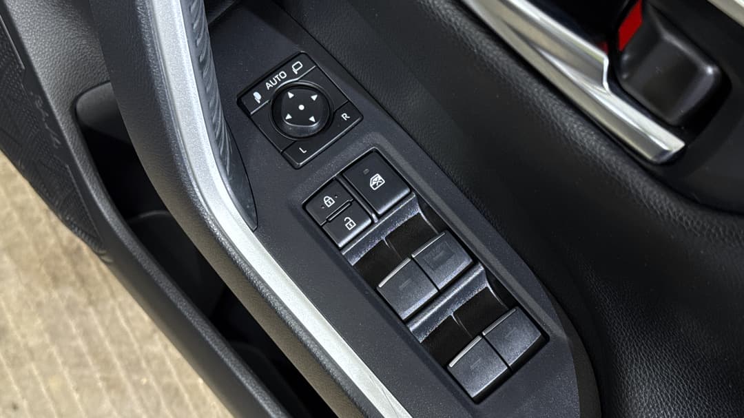 2023 Toyota RAV4 Cruiser (AWD) Hybrid, Automatic, 62249 km, Drivers Side Door Panel Controls