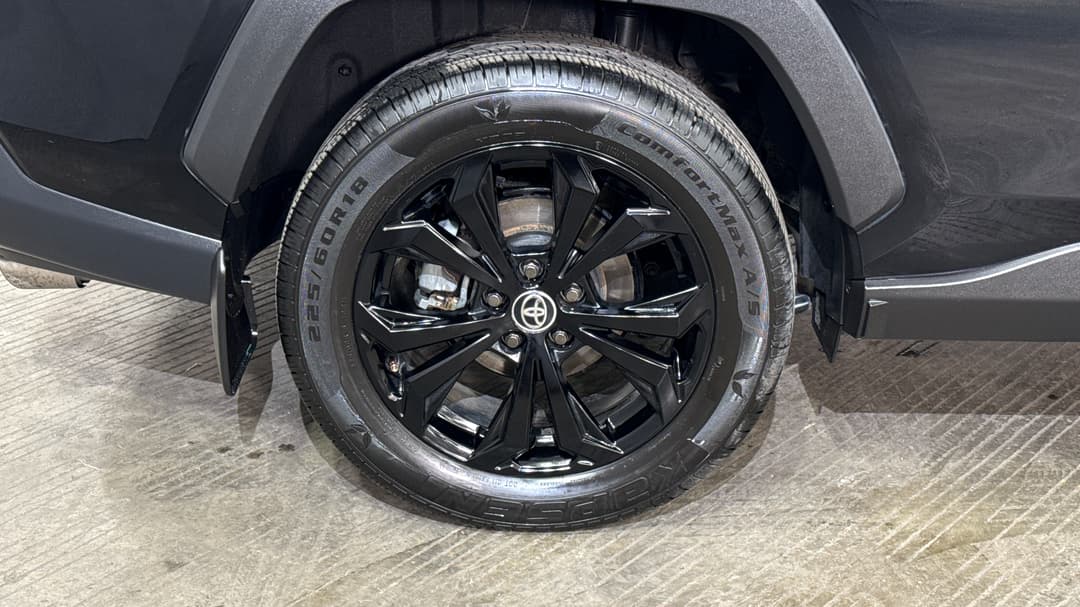 2023 Toyota RAV4 Cruiser (AWD) Hybrid, Automatic, 62249 km, Right Rear Wheel