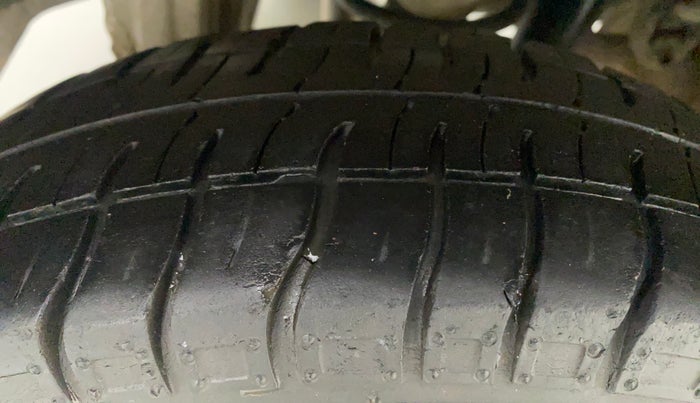 2016 Maruti Alto 800 LXI, Petrol, Manual, 56,876 km, Right Rear Tyre Tread