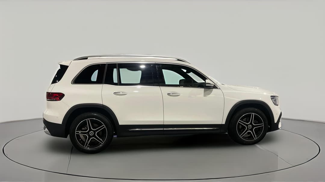 2022 Mercedes-benz Glb 200, Automatic, 52501 km, Right Side View