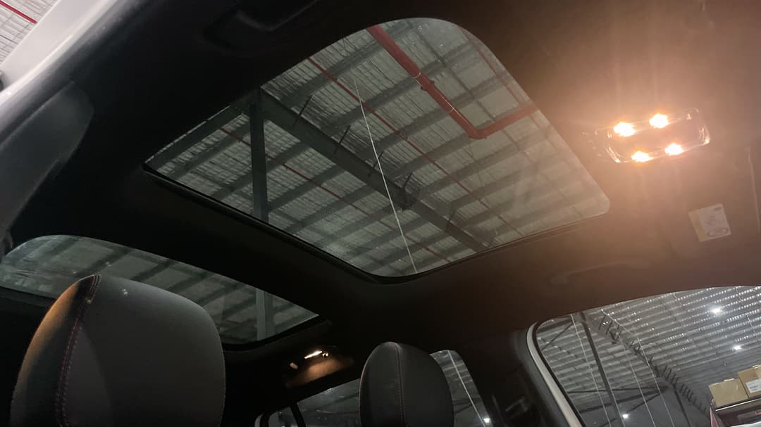 2022 Mercedes-benz Glb 200, Automatic, 52501 km, Interior Sunroof/Moonroof