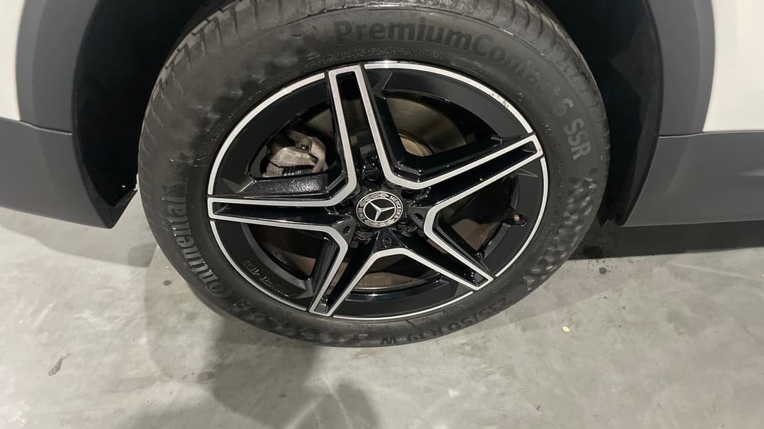 2022 Mercedes-benz Glb 200, Automatic, 52501 km, Right Rear Wheel