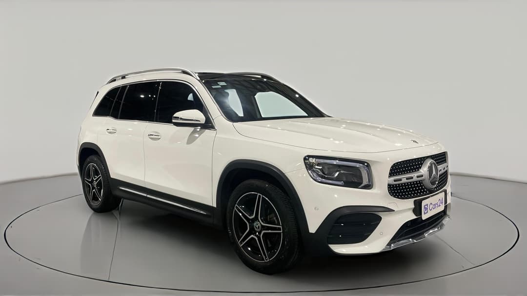 2022 Mercedes-benz Glb 200, Automatic, 52501 km, Right Front Diagonal (45- Degree) View
