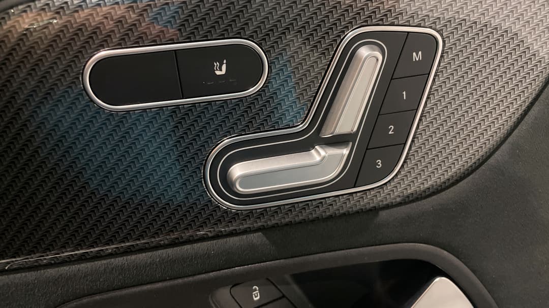2022 Mercedes-benz Glb 200, Automatic, 52501 km, Drivers Side Adjustment Panel