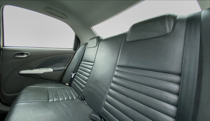 2011 Toyota Etios V, Petrol, Manual, 32,950 km, Right Side Rear Door Cabin