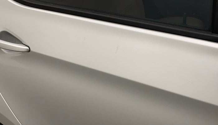 2018 Tata Tiago XZ PETROL, Petrol, Manual, 21,023 km, Right rear door - Minor scratches