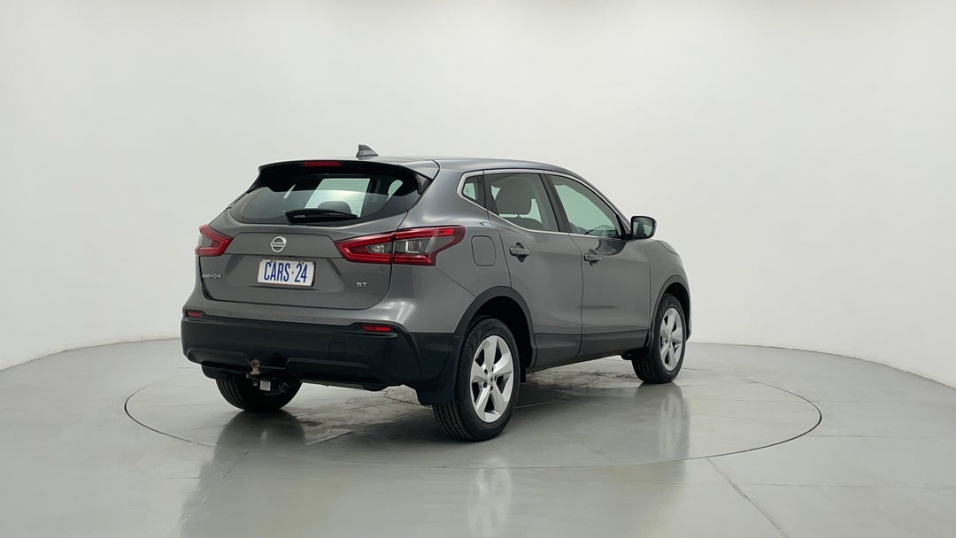 Right Back Diagonal (45- Degree) View