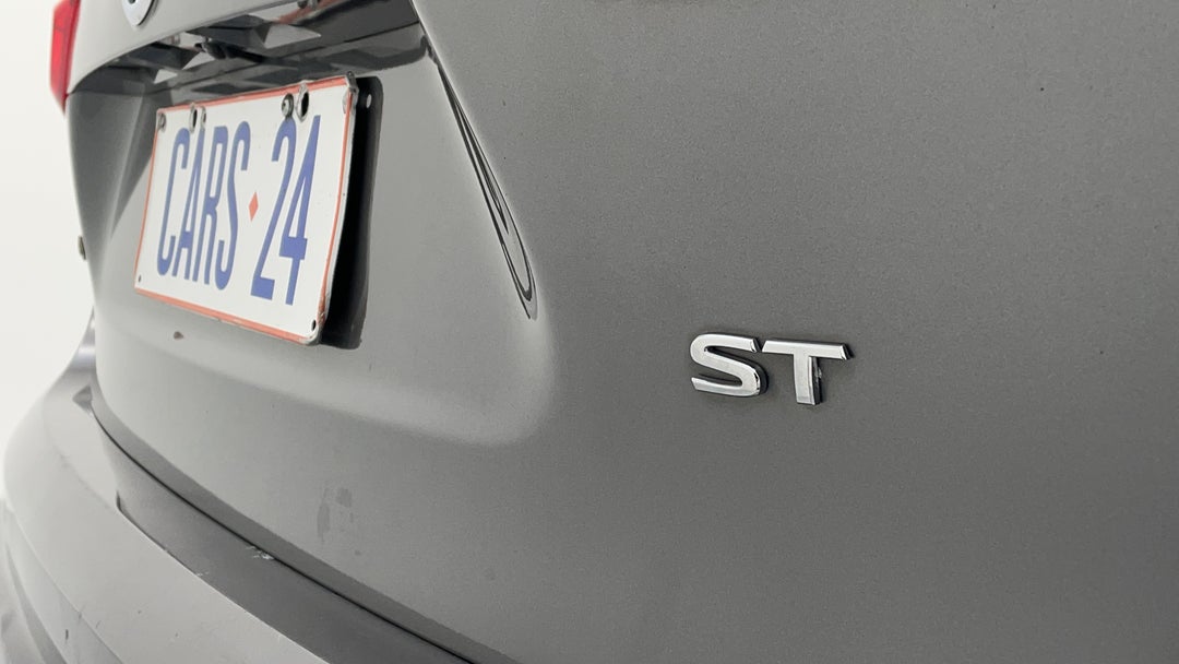 Badge (Boot Right Side)